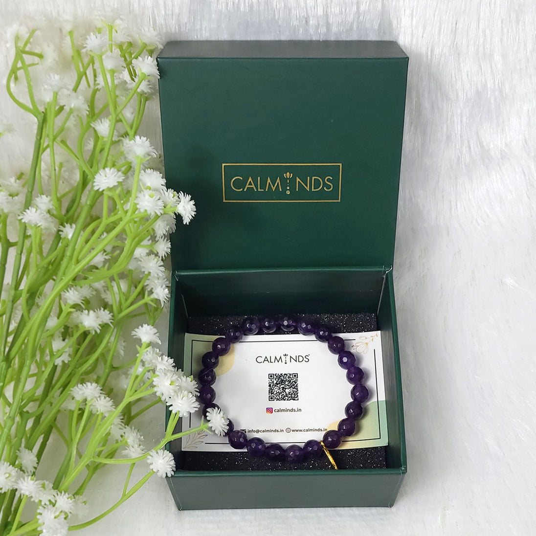 Sagittarius Amethyst Healing Bracelet with golden charm with green calminds box