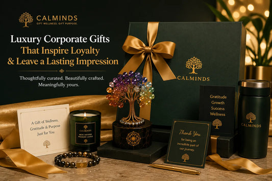 Luxury corporate gifting ideas in India featuring premium crystal gift box, customized packaging and executive corporate gifts by Calminds