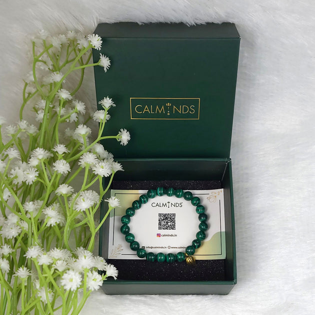 Malachite Healing Bracelet in Calminds green color box