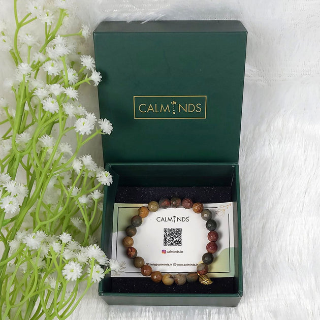 Picasso Crystal Bracelet inside green calminds box