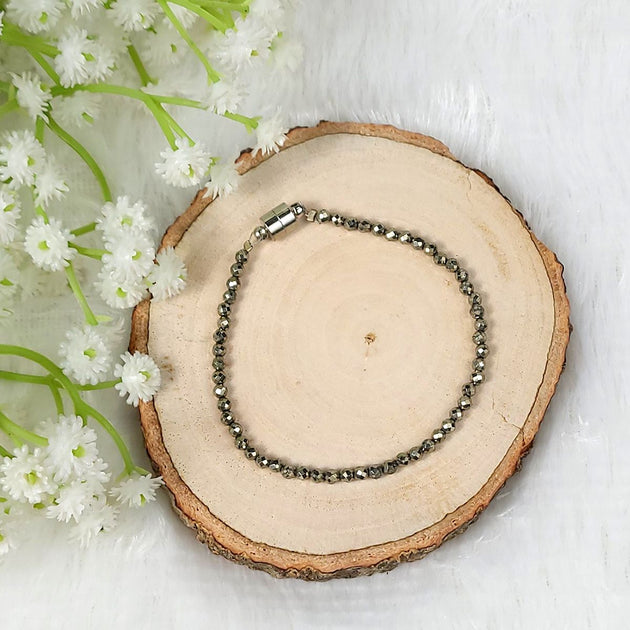 magnet pyrite bracelet by calminds