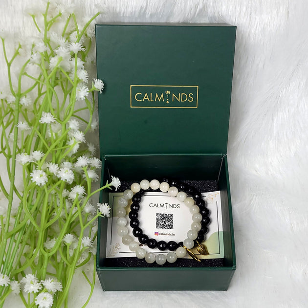 Moonstone & Black Tourmaline Bracelet with green calminds box