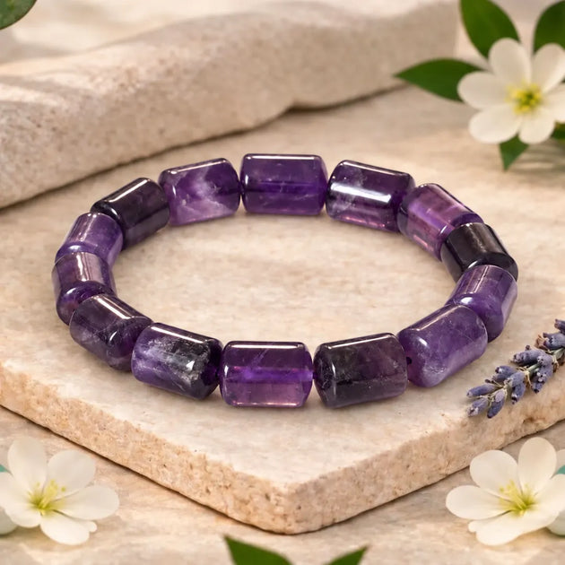 Cylindrical amethyst crystal bead bracelet by Calminds