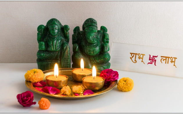green jade lakshmi ganesh with white  selenite shubh labh plate