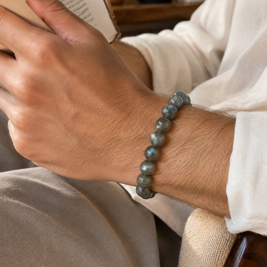 Labradorite Crystal Bracelet by Calminds, natural stone bracelet, product image 4