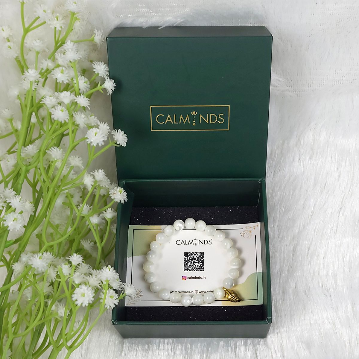 White color Selenite Bracelet inside calminds box